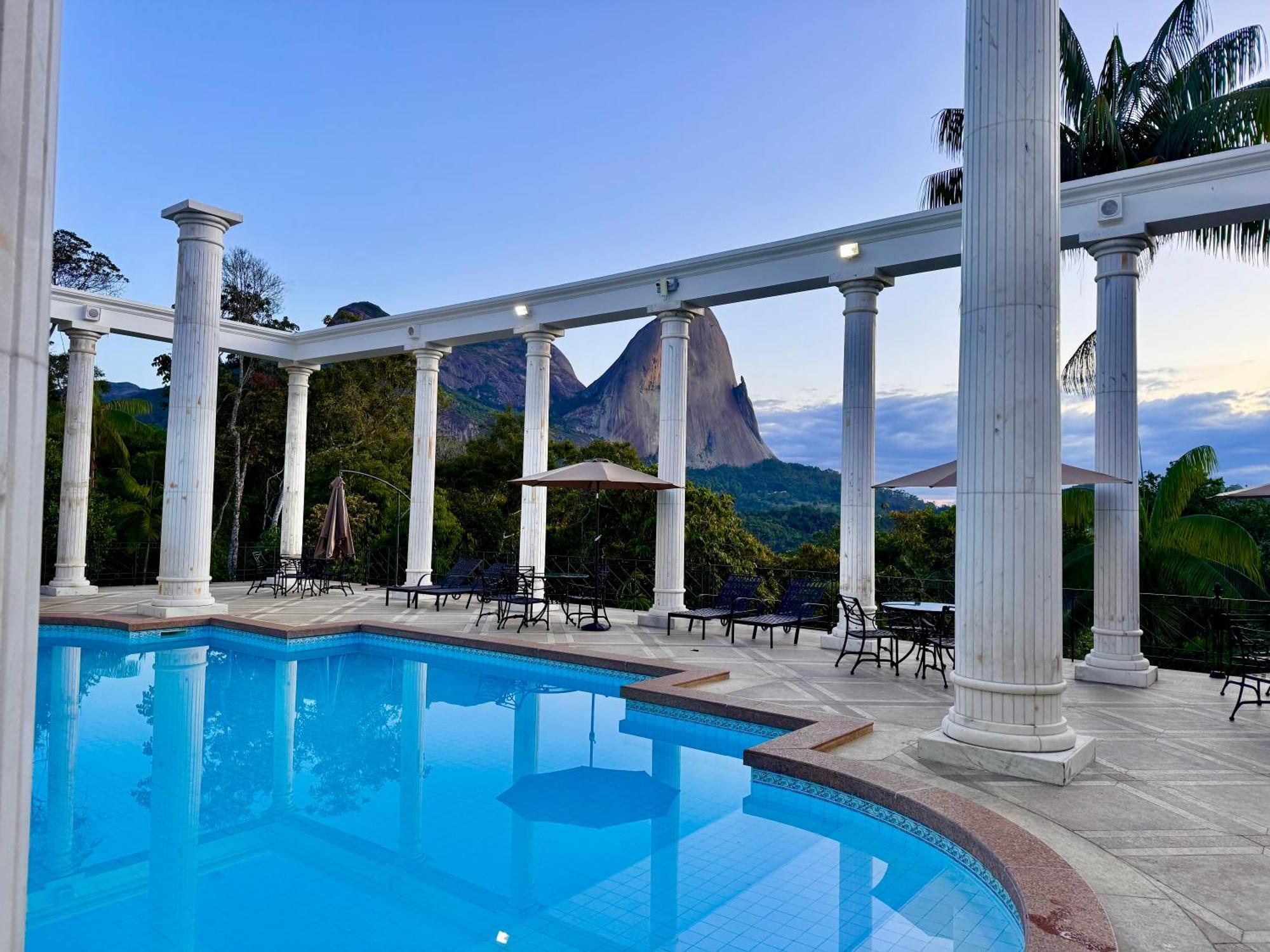 Aroso Paco Hotel Pedra Azul  Dış mekan fotoğraf The hotel's pool